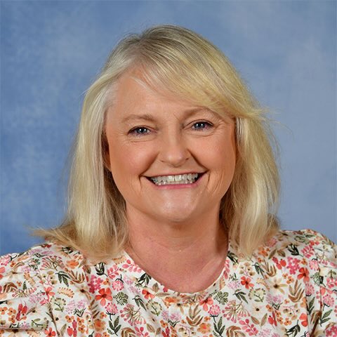 Candy Lowe Reading Specialist